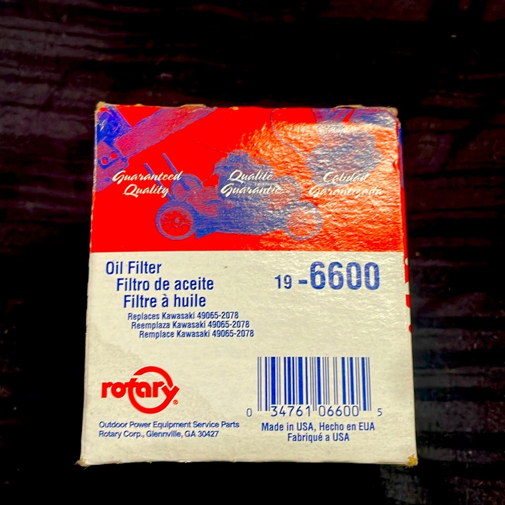 Kawasaki replacement oil filter brand new!!